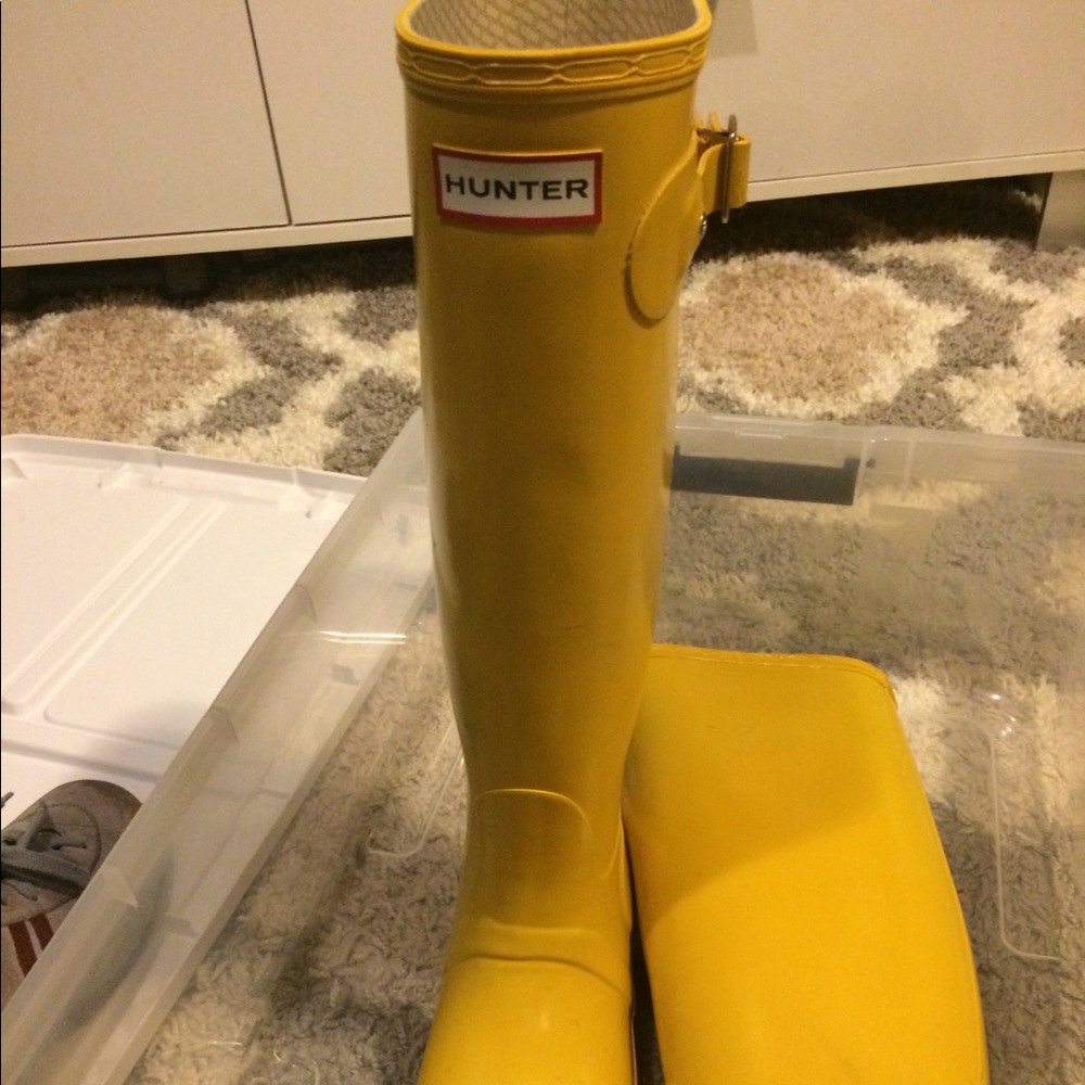Hunter rain boots